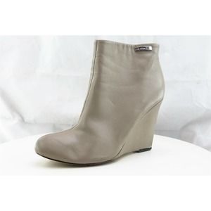 Calvin Klein Boot Sz 6.5 M Short Boots Beige Leather Women Cena‎